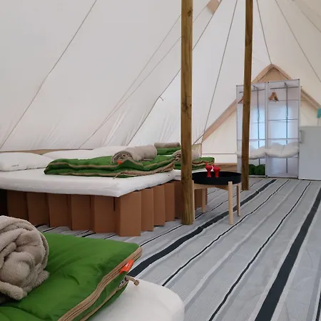 Atypik Nomad 豪华帐篷